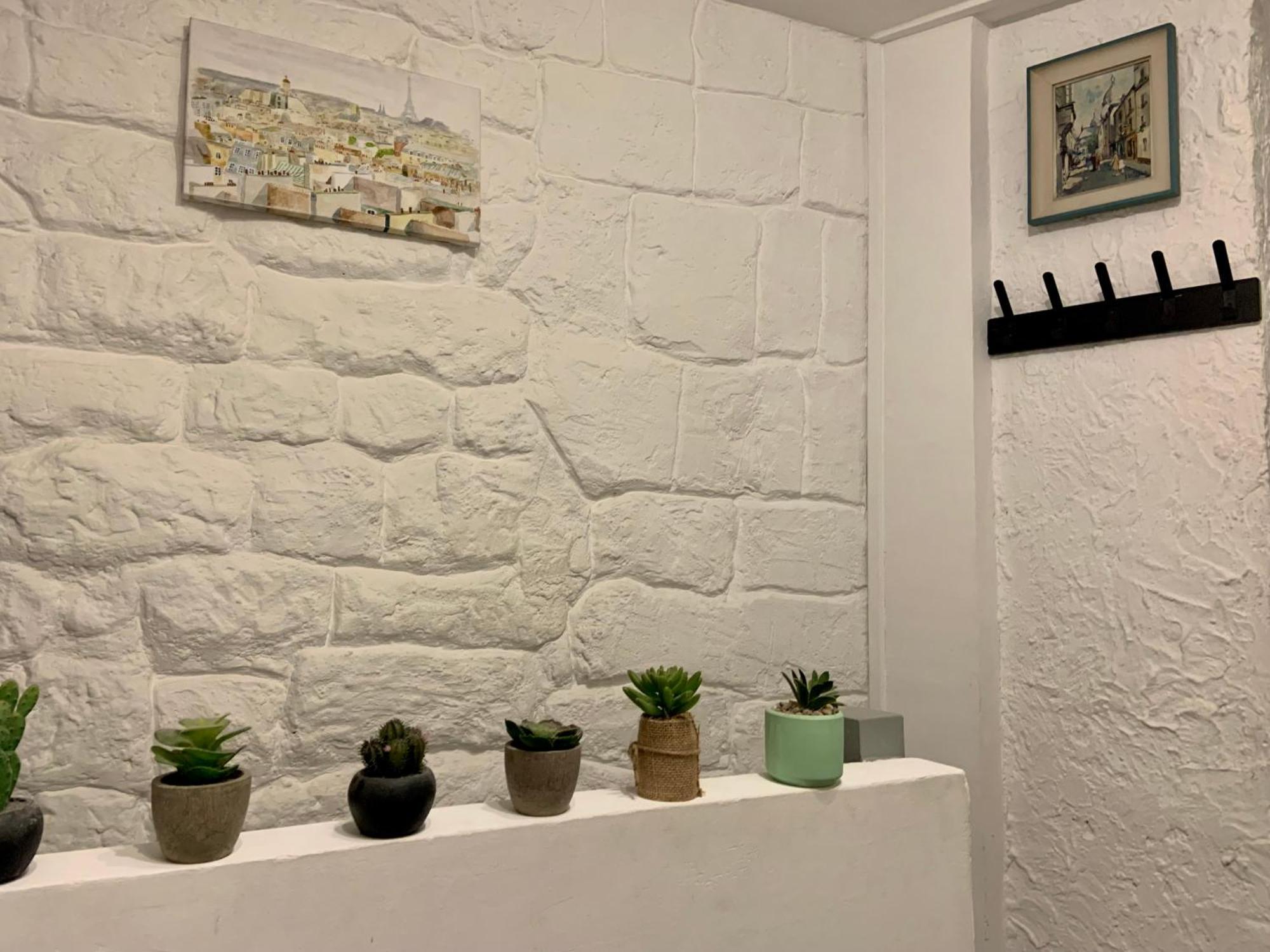 Cozy Little Duplex Near Montmartre Appartement Parijs