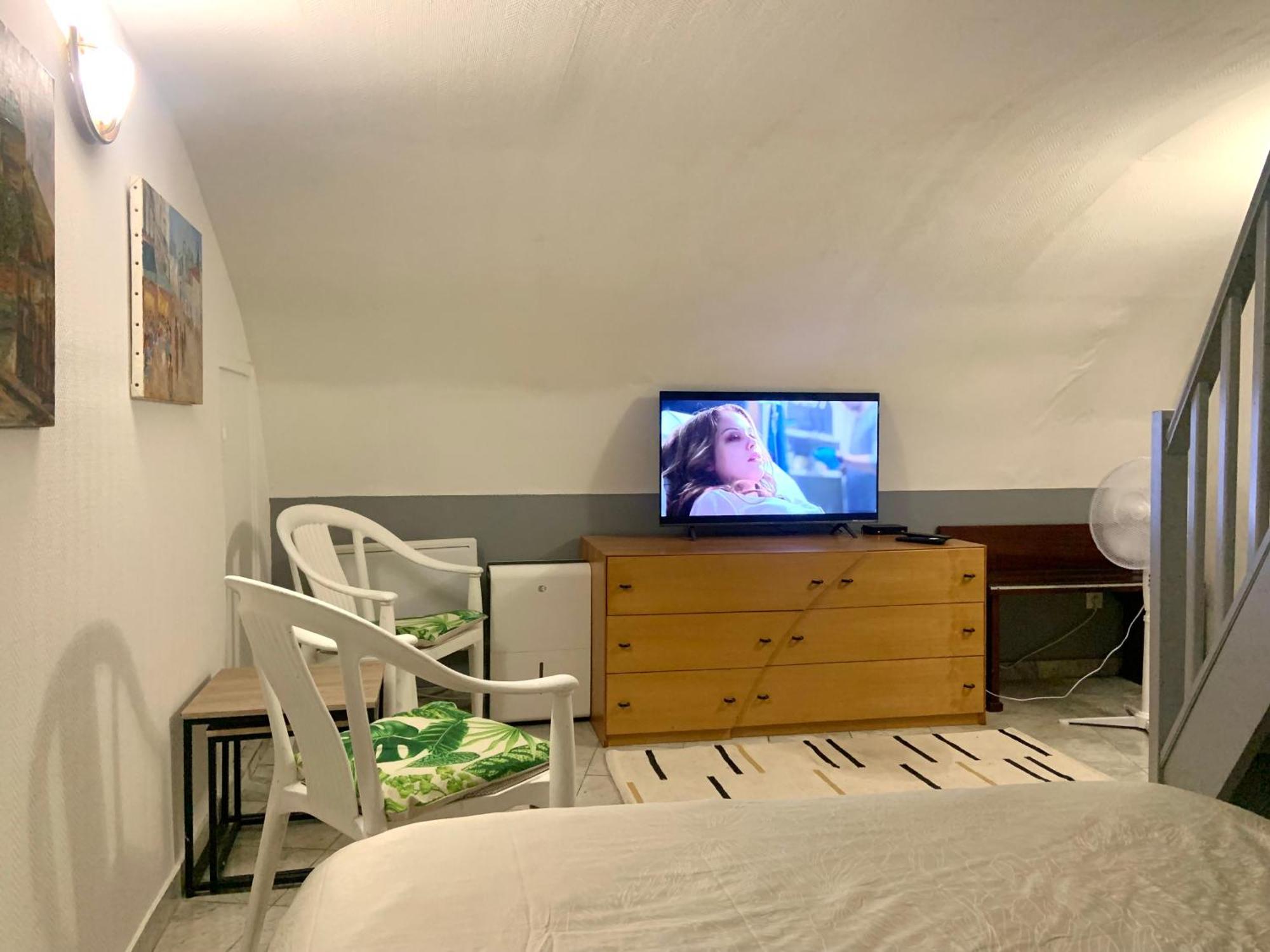 Appartement Cozy Little Duplex Near Montmartre *